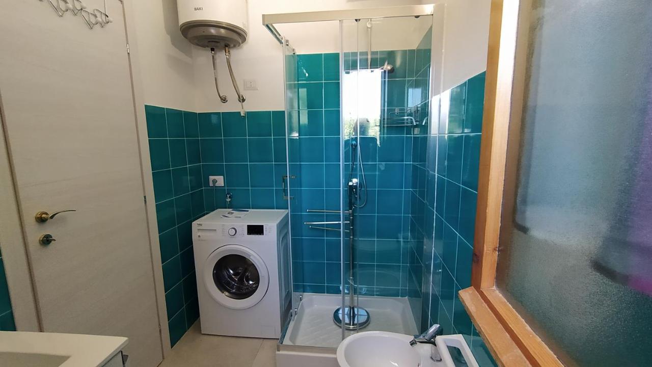 סאן תאודורו Appartamento Residenziale Trilocale 6 Posti Letto Via Oristano מראה חיצוני תמונה